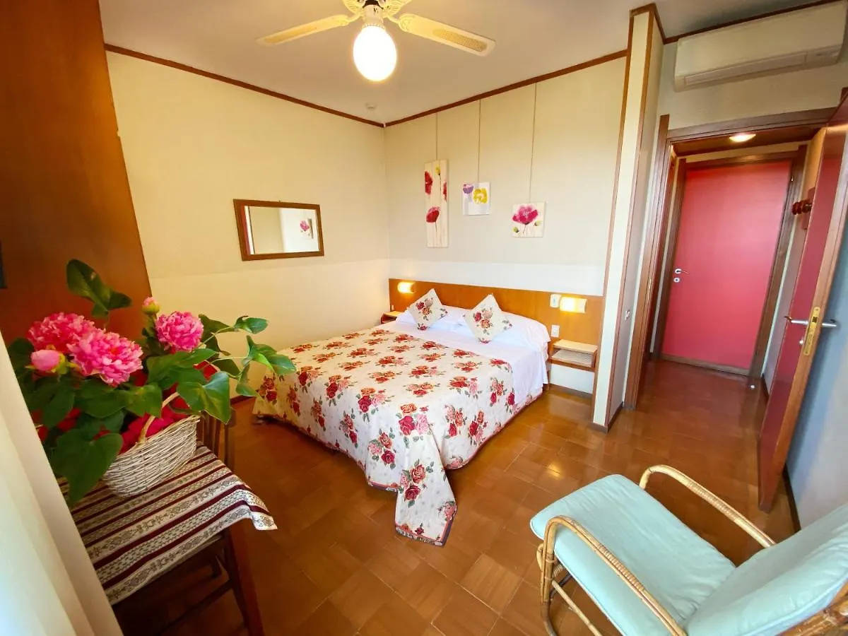 **  Hotel Grifone Sirmione Italy