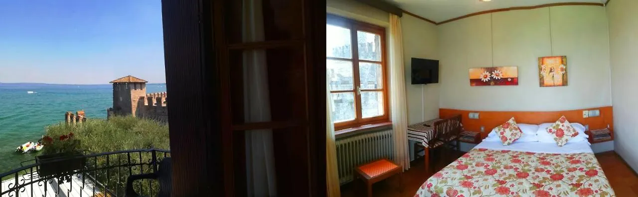 Hotel Grifone Sirmione 2*,  Italy