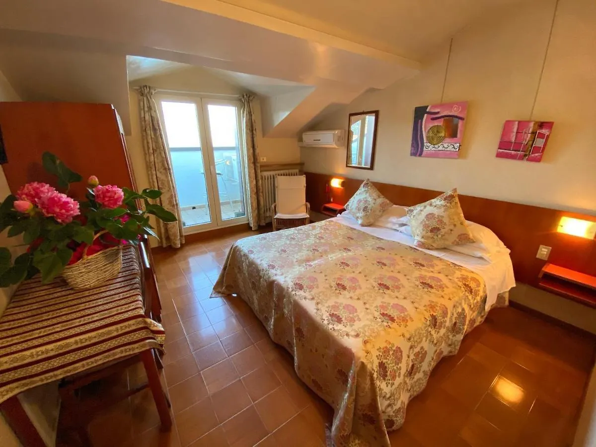 Hotel Grifone Sirmione Italien