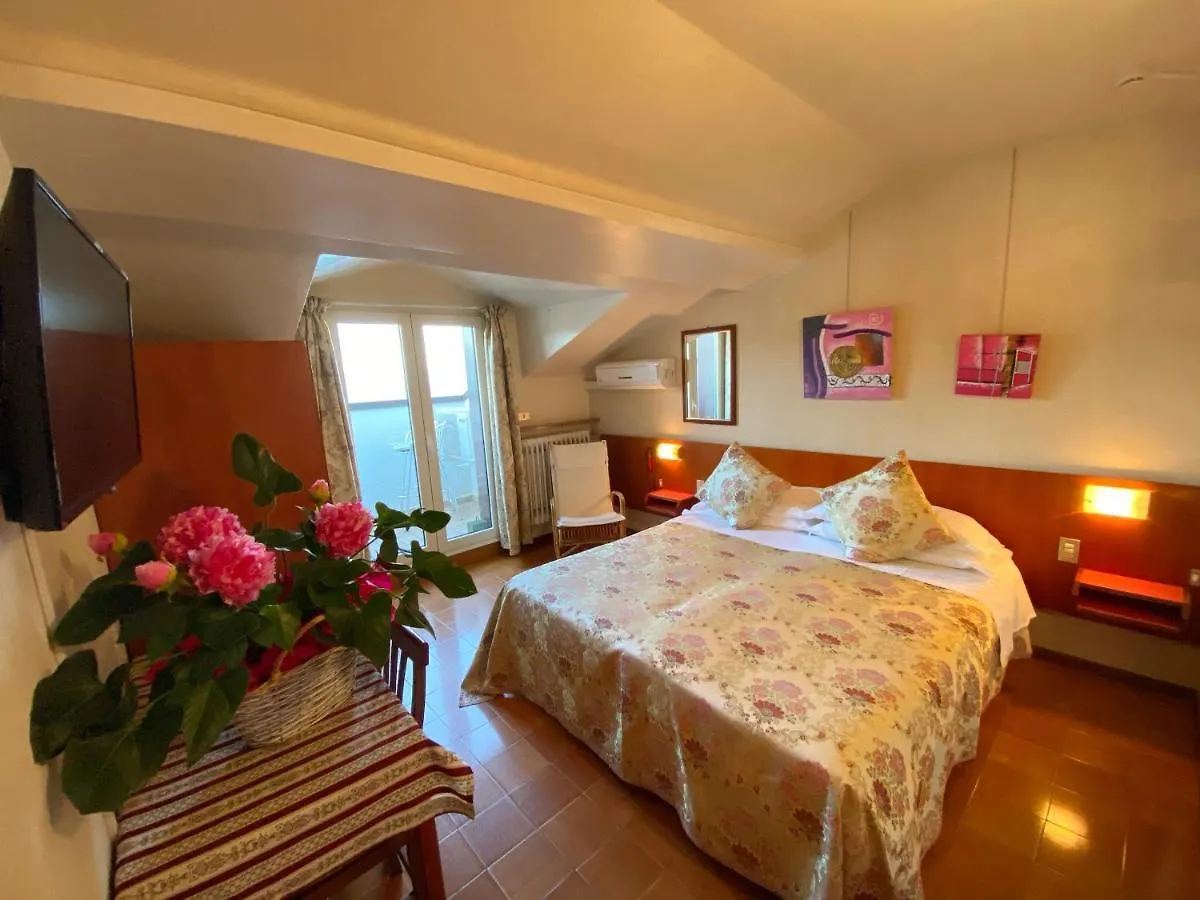 Hotel Grifone Sirmione